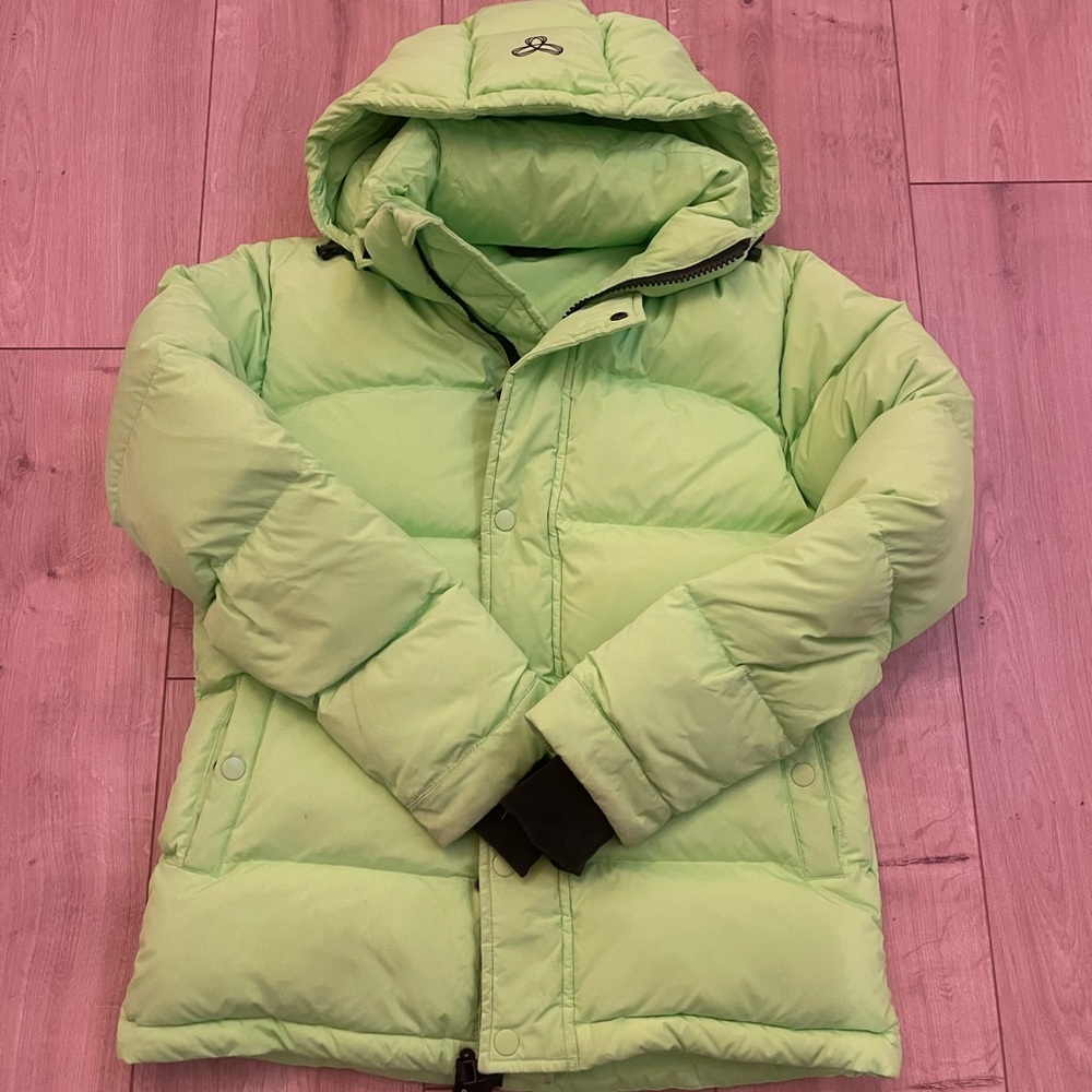 TNA Neon Super Puff Jacket